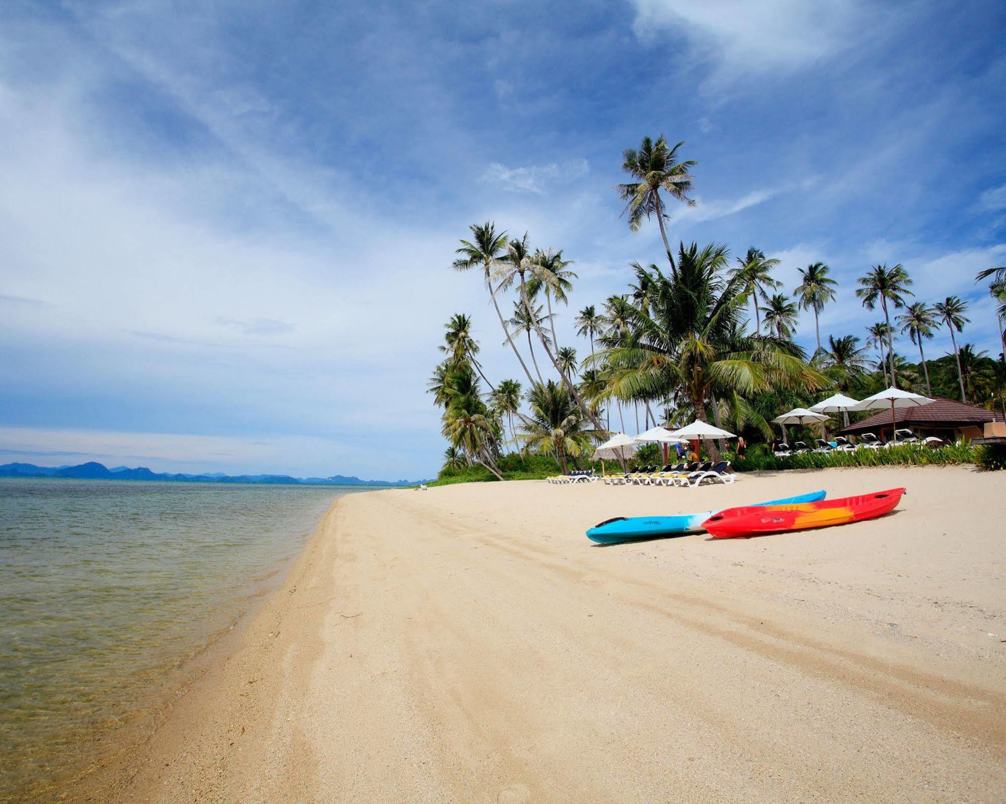 Centra-盛泰乐苏梅岛椰子海滩度假村 外观 照片